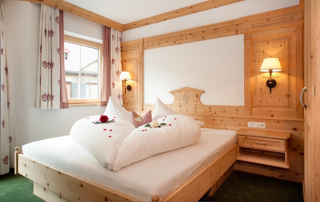 Ferienschloessl Harmonie Hotell Holzgau Rom bilde