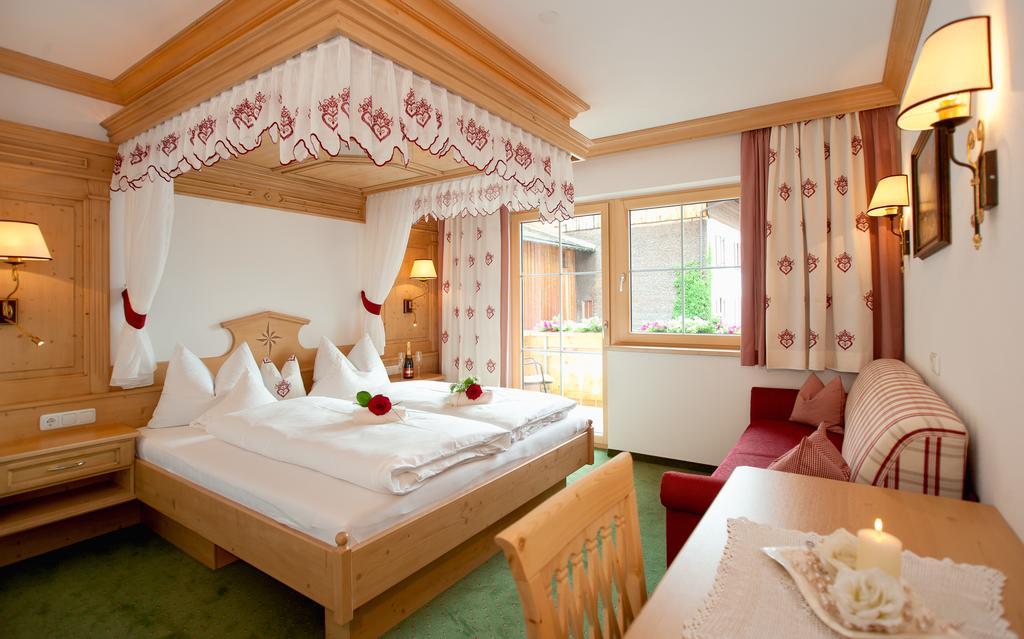 Ferienschloessl Harmonie Hotell Holzgau Rom bilde