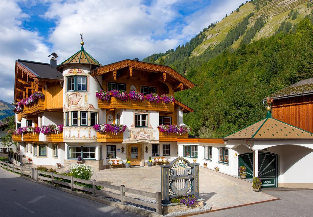 Ferienschloessl Harmonie Hotell Holzgau Eksteriør bilde