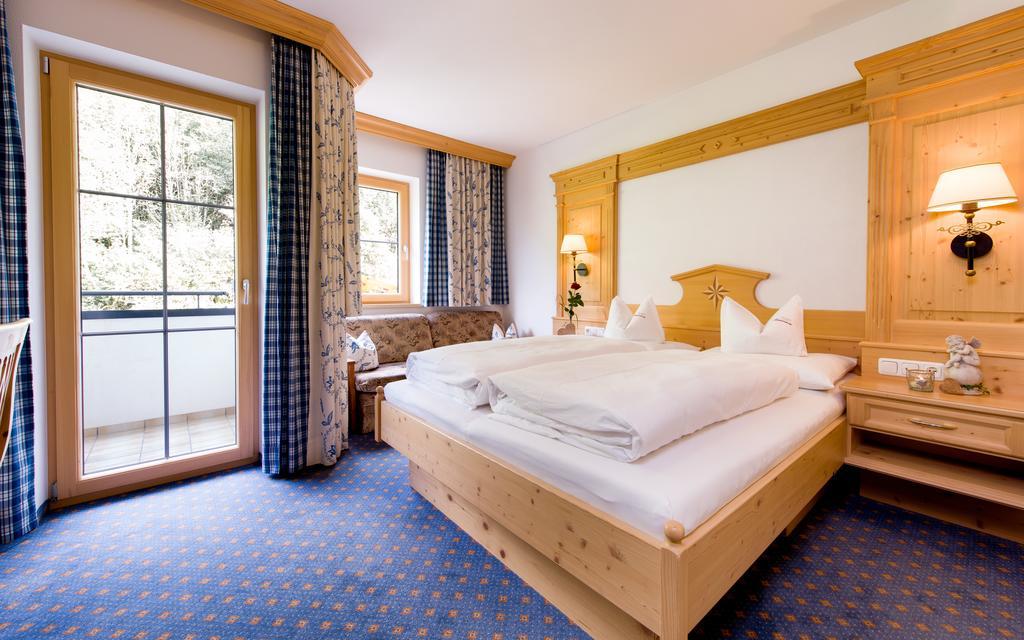 Ferienschloessl Harmonie Hotell Holzgau Eksteriør bilde